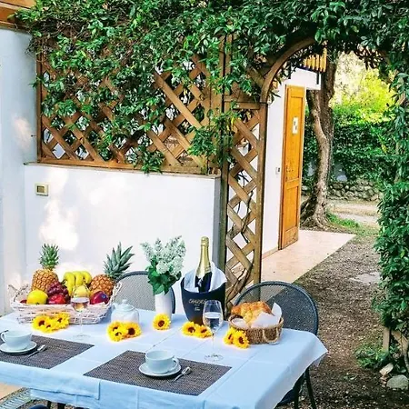 Villaggio Heliopolis Apartment Manerba del Garda